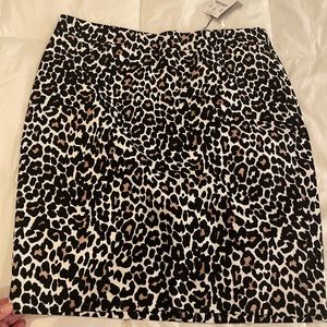 Leopard print skirt
